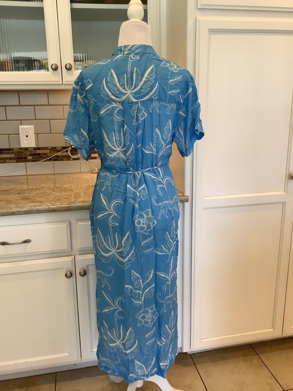 Jaxsea Hawaii Blue Tropical Button-Front Midi Dress Size XS - Picture 4 of 8